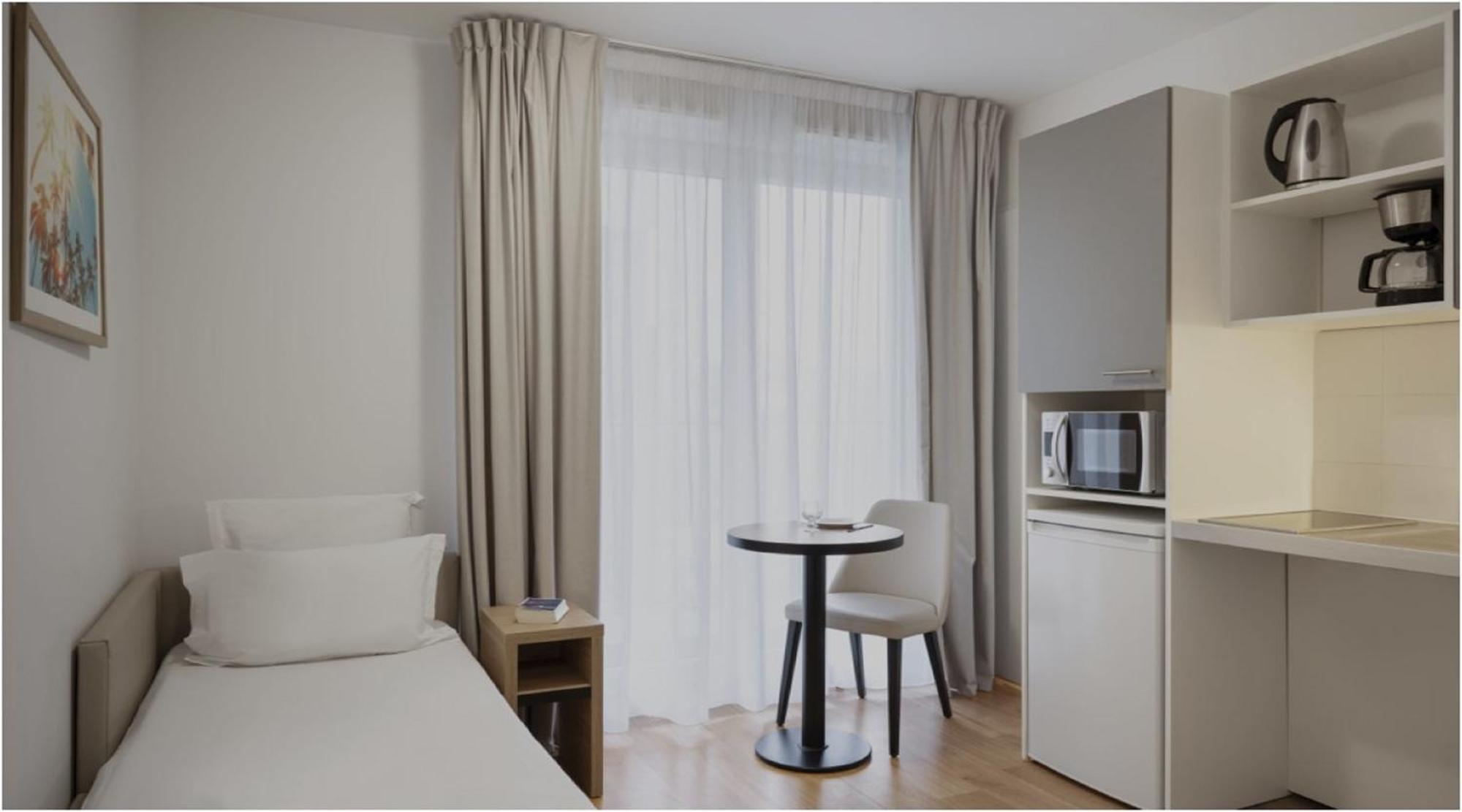 Sejours & Affaires Paris Bagnoletアパートホテル エクステリア 写真